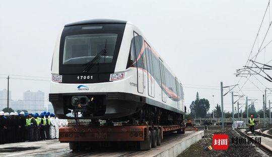 17号线首列车报道成都地铁2020年开通5条线路