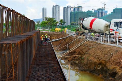 新突破!翠海道地下综合管廊项目启动桥梁下部结构施工作业