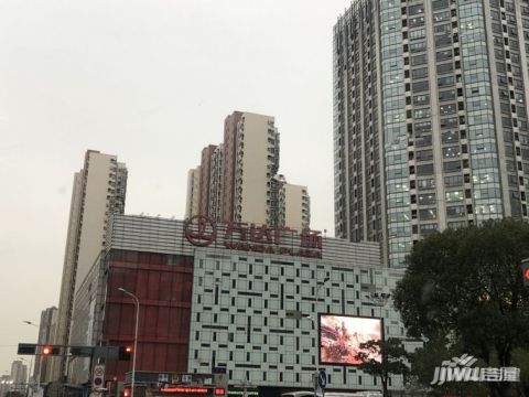 苏州火爆公寓 阳光城平江悦 挑高4.5米/9米
