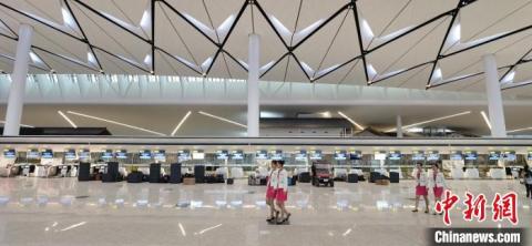 成都天府国际机场航站楼正式竣工验收