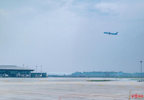 天府国际机场投运，成都如何从“通道”转型“枢纽”？