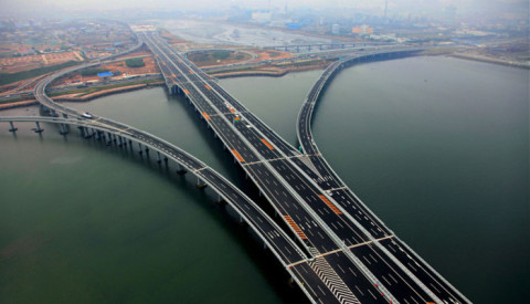 热点:胶州湾大桥胶州连接线争取本月底开通试运营