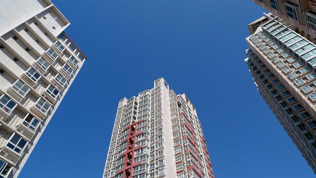 曹德旺预言已应验？国内二三十层的高层住宅，未来会迎来什么？
